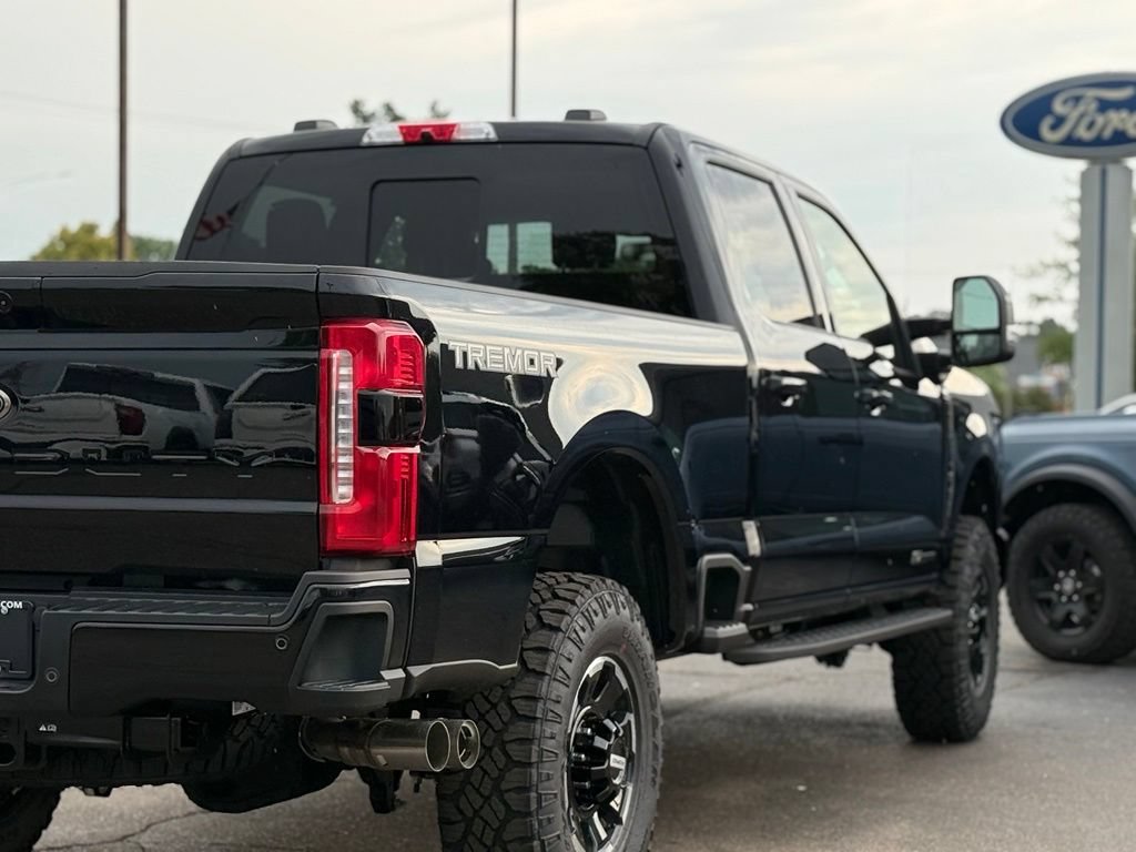 New 2026 Ford F350 Lariat w/ Tremor Off-Road Package AWD/4WD image 47