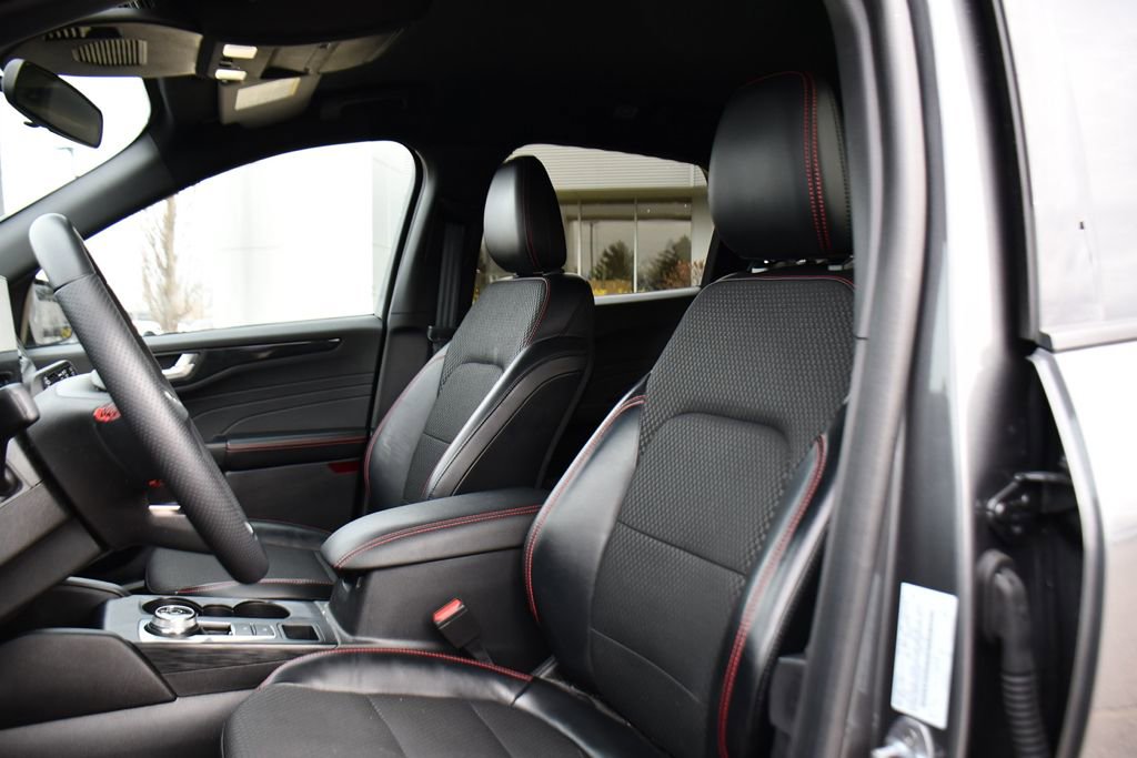 Used 2023 Ford Escape ST-Line Select w/ Tech Pack #1 image 13