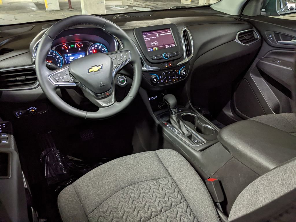 Used 2023 Chevrolet Equinox LT FWD image 12
