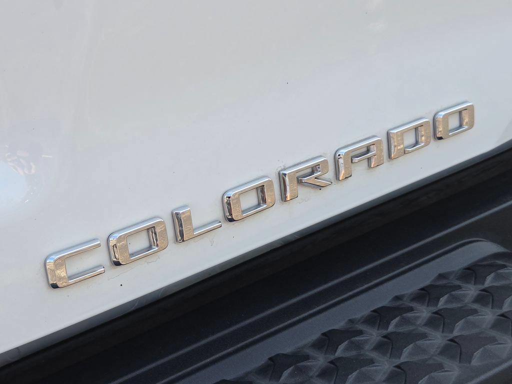 Used 2025 Chevrolet Colorado ZR2 w/ Technology Package AWD/4WD image 23