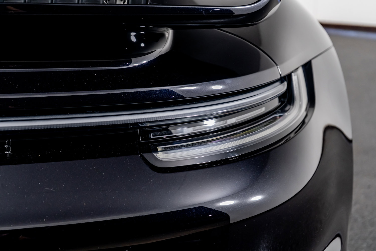 Used 2025 Porsche 911 Turbo S w/ Exterior Sport Package image 13