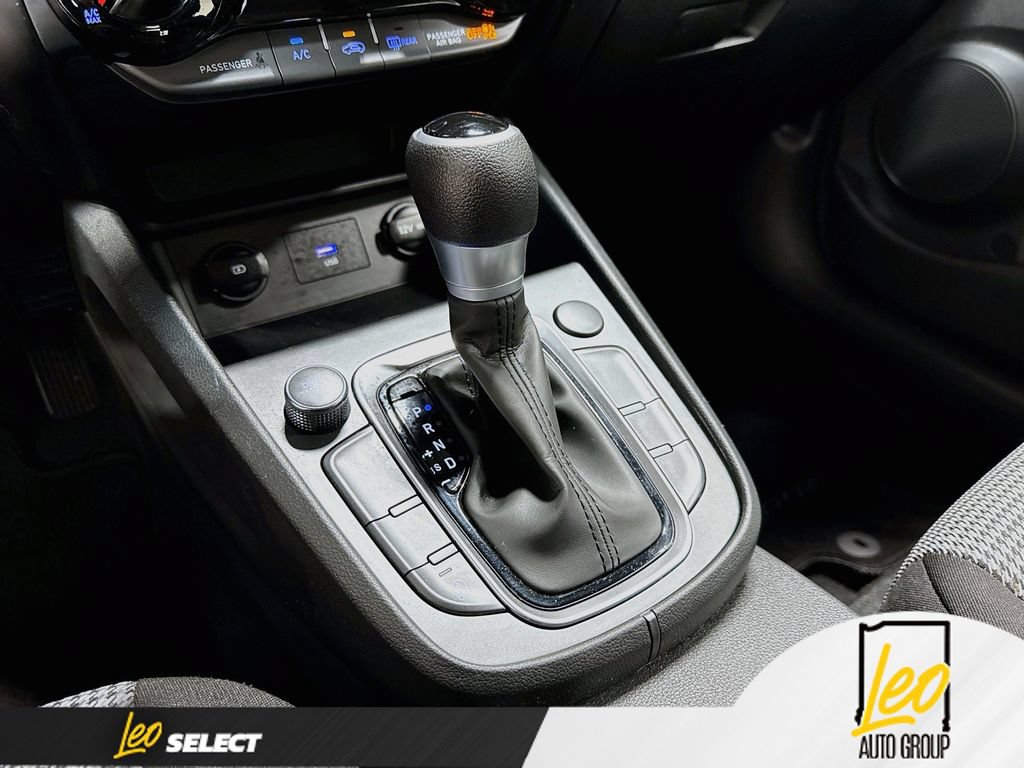Used 2022 Hyundai Kona SE FWD image 19