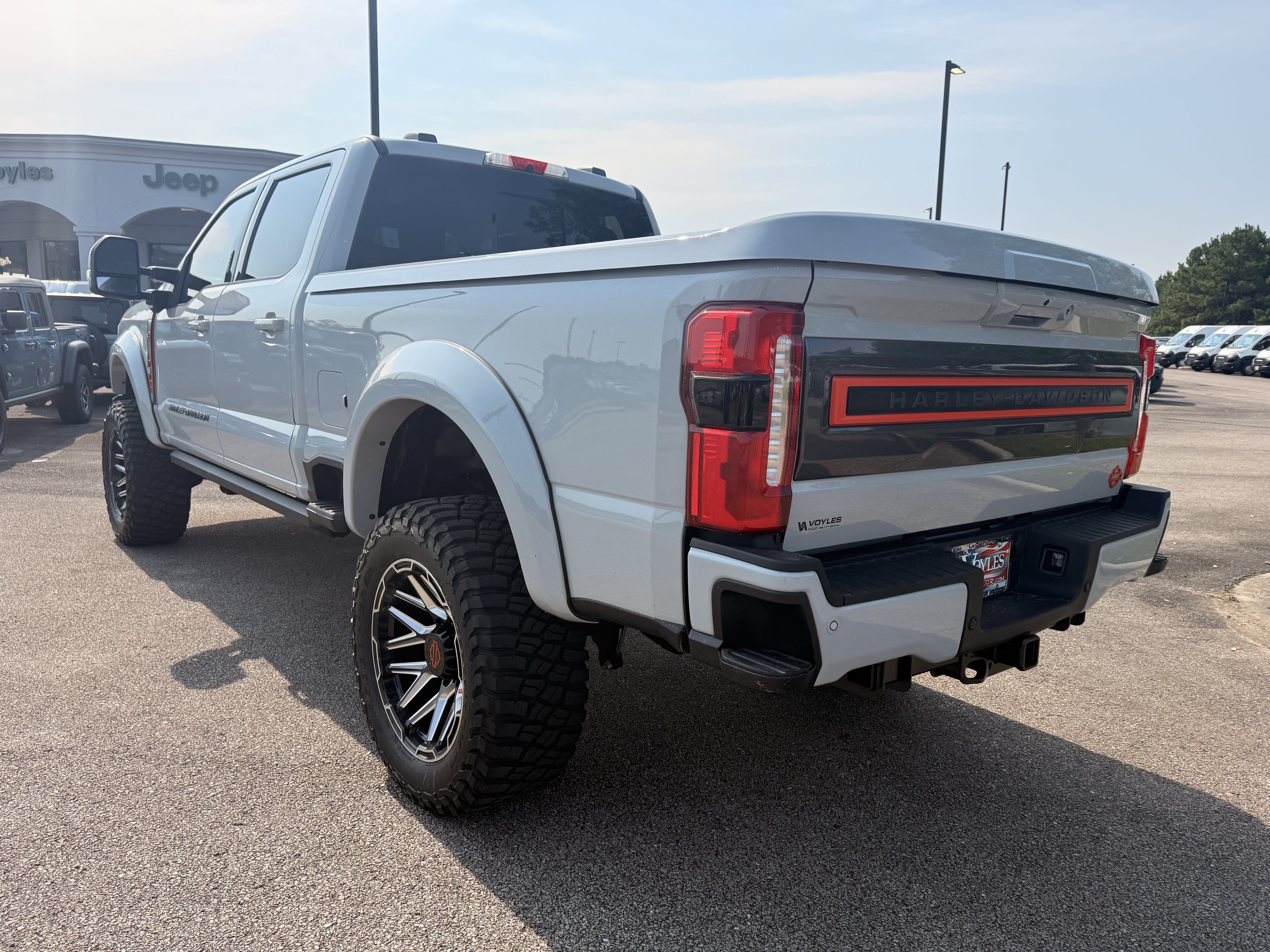 Used 2026 Ford F250 Lariat w/ Black Appearance Package AWD/4WD image 5