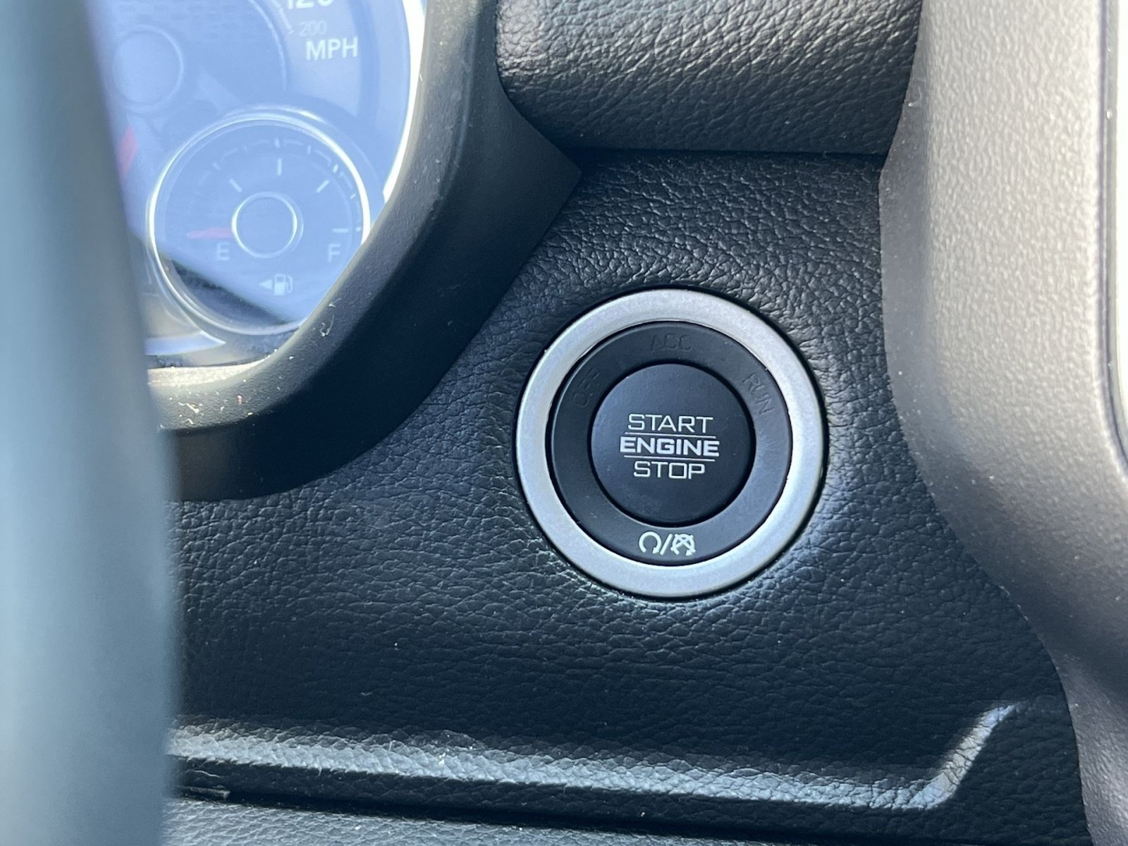 Used 2023 RAM 1500 Laramie AWD/4WD image 28