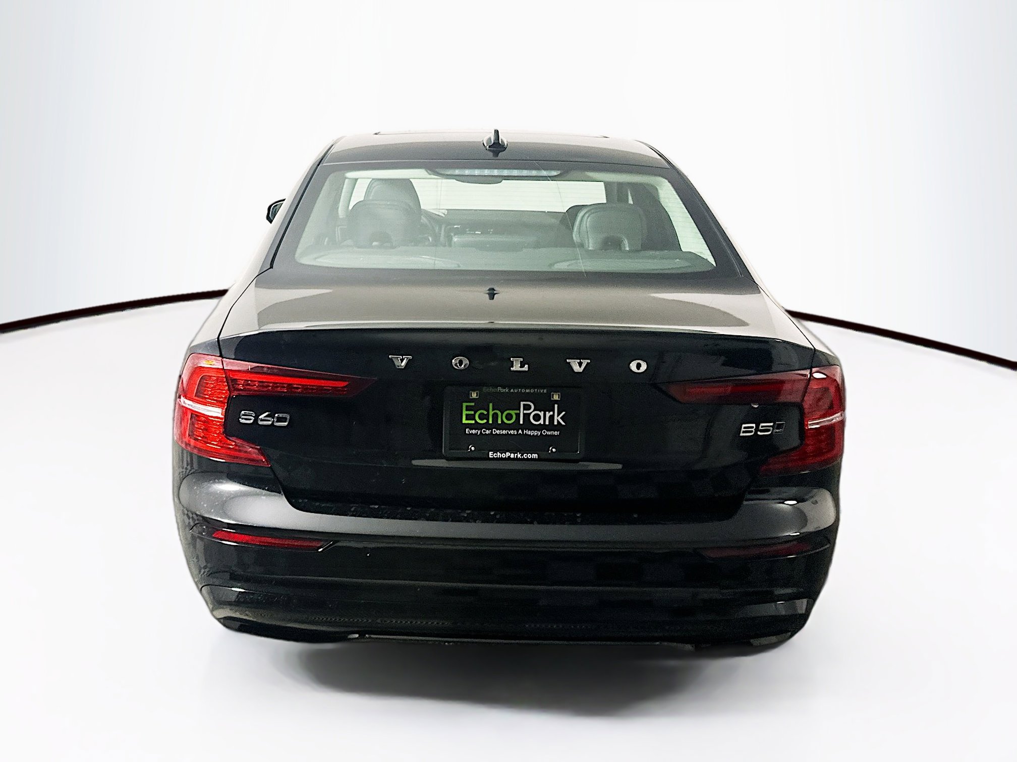 Used 2024 Volvo S60 B5 Plus image 7