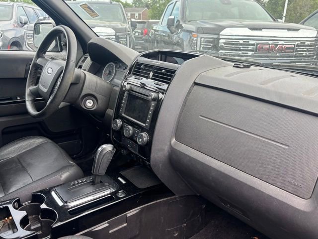 Used 2011 Ford Escape Limited w/ 302A Rapid Spec Order Code FWD image 14