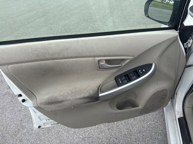 Used 2014 Toyota Prius Three w/ Solar Roof Package image 12