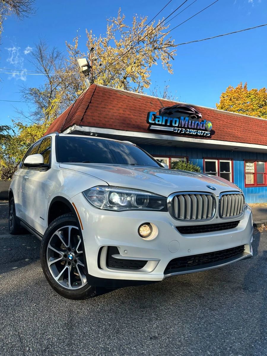 Used 2017 BMW X5 xDrive35i w/ Premium Package Enhanced AWD/4WD image 2