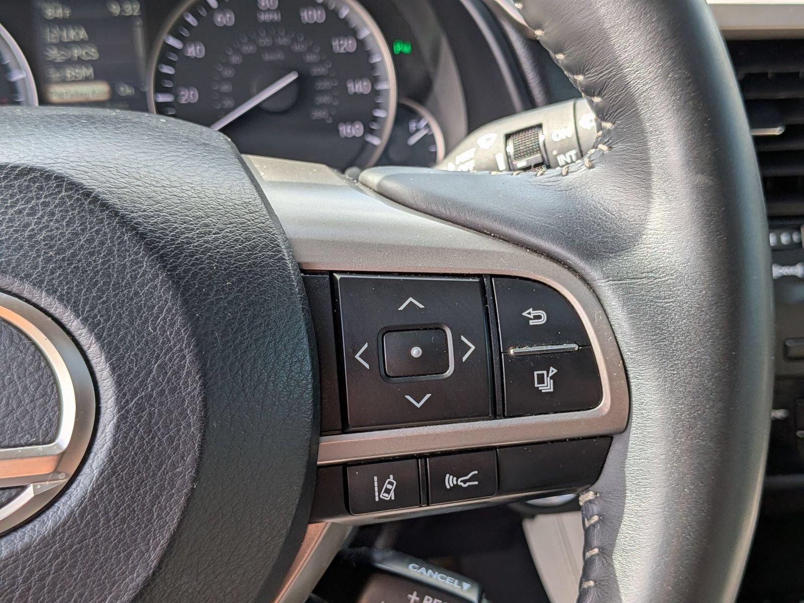 Used 2017 Lexus RX 350 FWD image 19