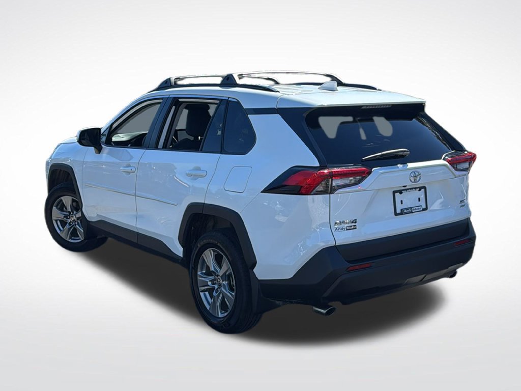 Used 2025 Toyota RAV4 XLE w/ Convenience Package AWD/4WD image 5