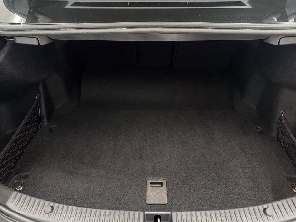 Used 2015 Mercedes-Benz C 300 Sedan image 23