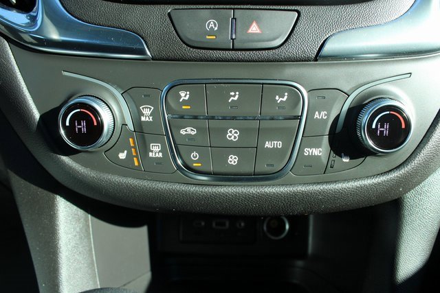 Used 2024 Chevrolet Equinox LT w/ LPO, Floor Liner Package image 20