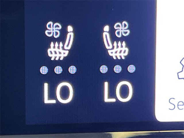 Certified 2024 Volkswagen Atlas SEL Premium R-Line image 28