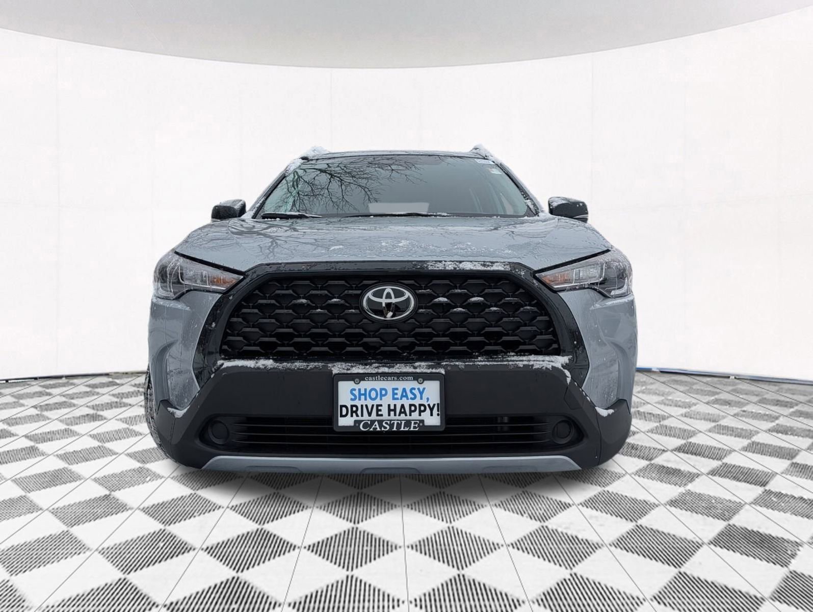 Used 2025 Toyota Corolla Cross LE image 13