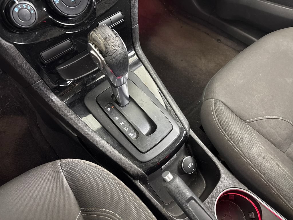Used 2015 Ford Fiesta SE w/ Equipment Group 201A FWD image 29