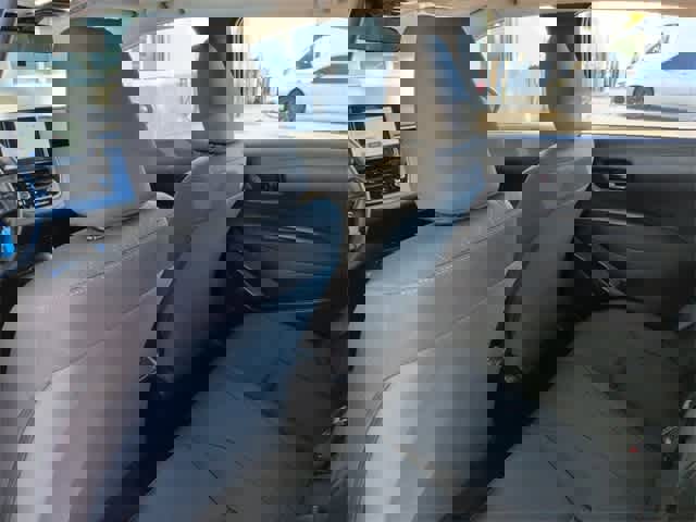 Used 2023 Toyota Corolla LE image 19