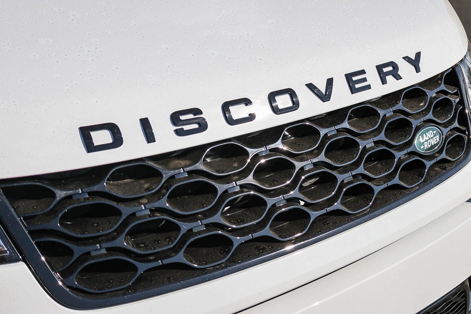 New 2026 Land Rover Discovery Sport Landmark AWD/4WD image 16