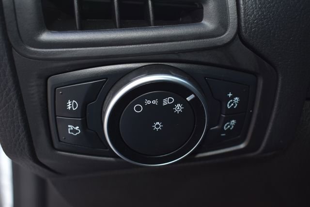 Used 2016 Ford Focus SE w/ Equipment Group 201A image 17