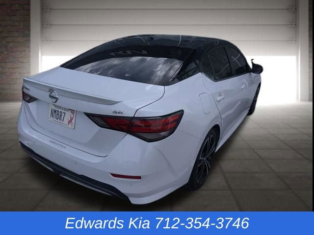 Used 2022 Nissan Sentra SR w/ SR Premium Package image 8