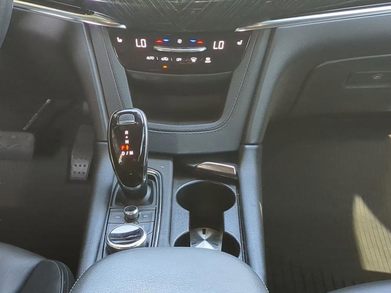 Used 2021 Cadillac XT6 Premium Luxury FWD image 15