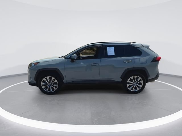 Used 2019 Toyota RAV4 XLE Premium FWD image 7