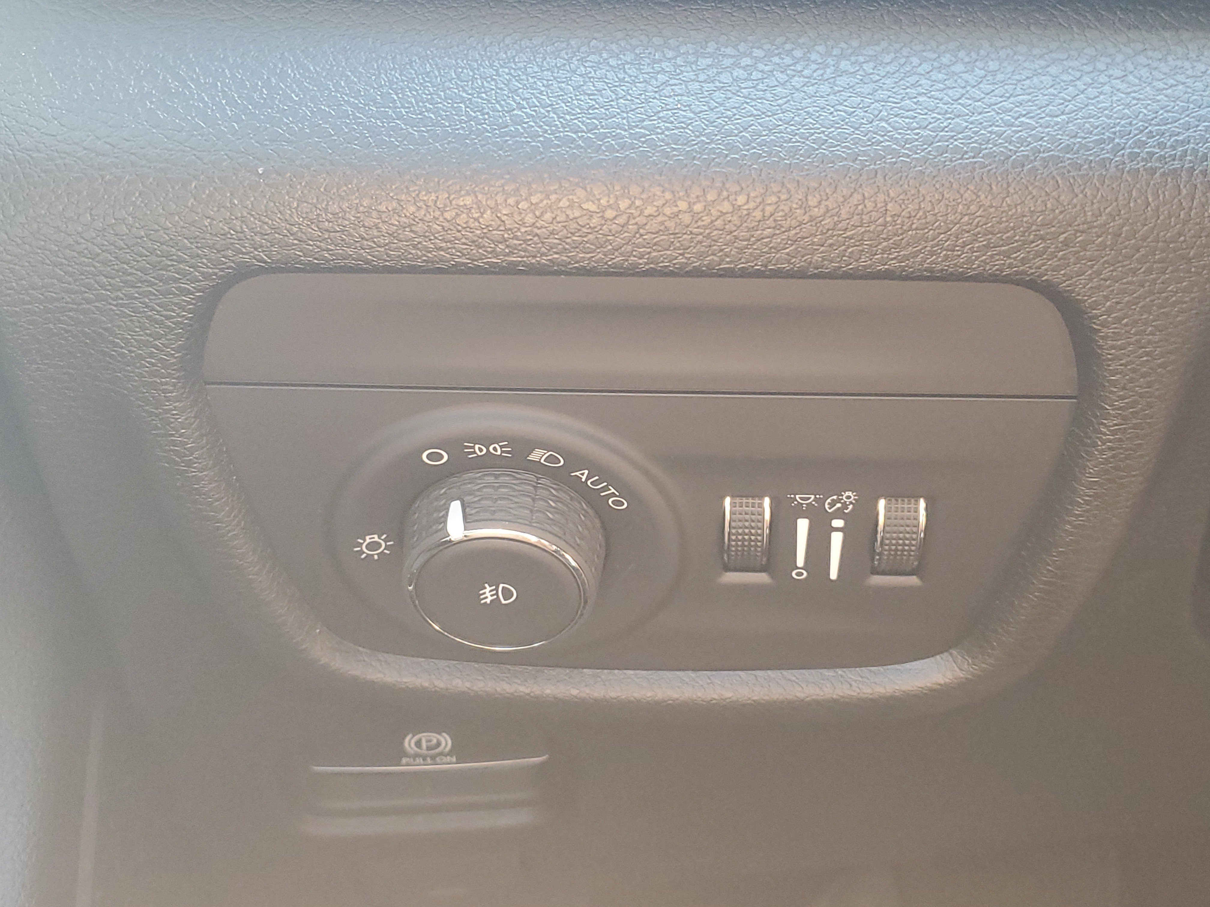 Used 2021 Jeep Grand Cherokee L Limited image 23