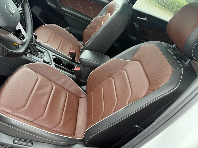 Used 2022 Volkswagen Tiguan SEL R-Line AWD/4WD image 30