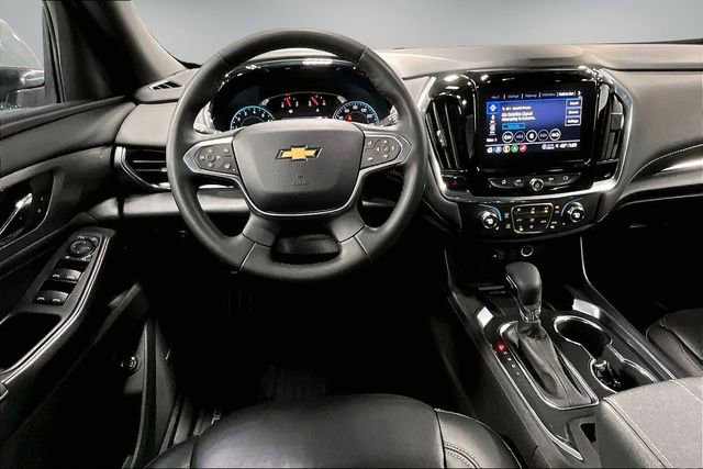 Used 2023 Chevrolet Traverse LT w/ LT Premium Package image 9