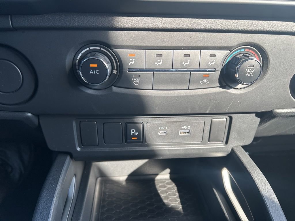 Certified 2025 Nissan Frontier SV image 15
