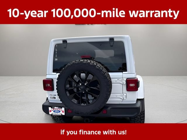 Used 2021 Jeep Wrangler Unlimited Sahara w/ Cold Weather Group AWD/4WD image 26