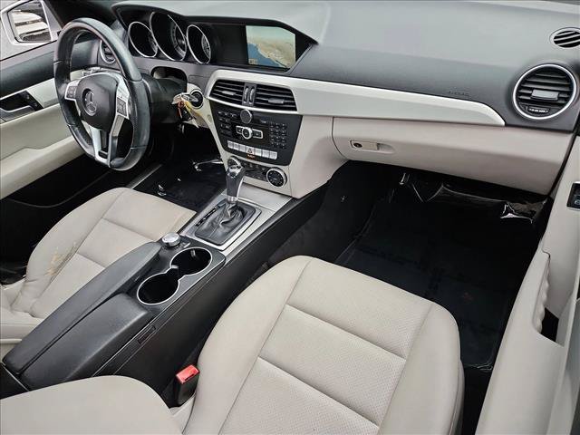 Used 2014 Mercedes-Benz C 250 Sedan image 22