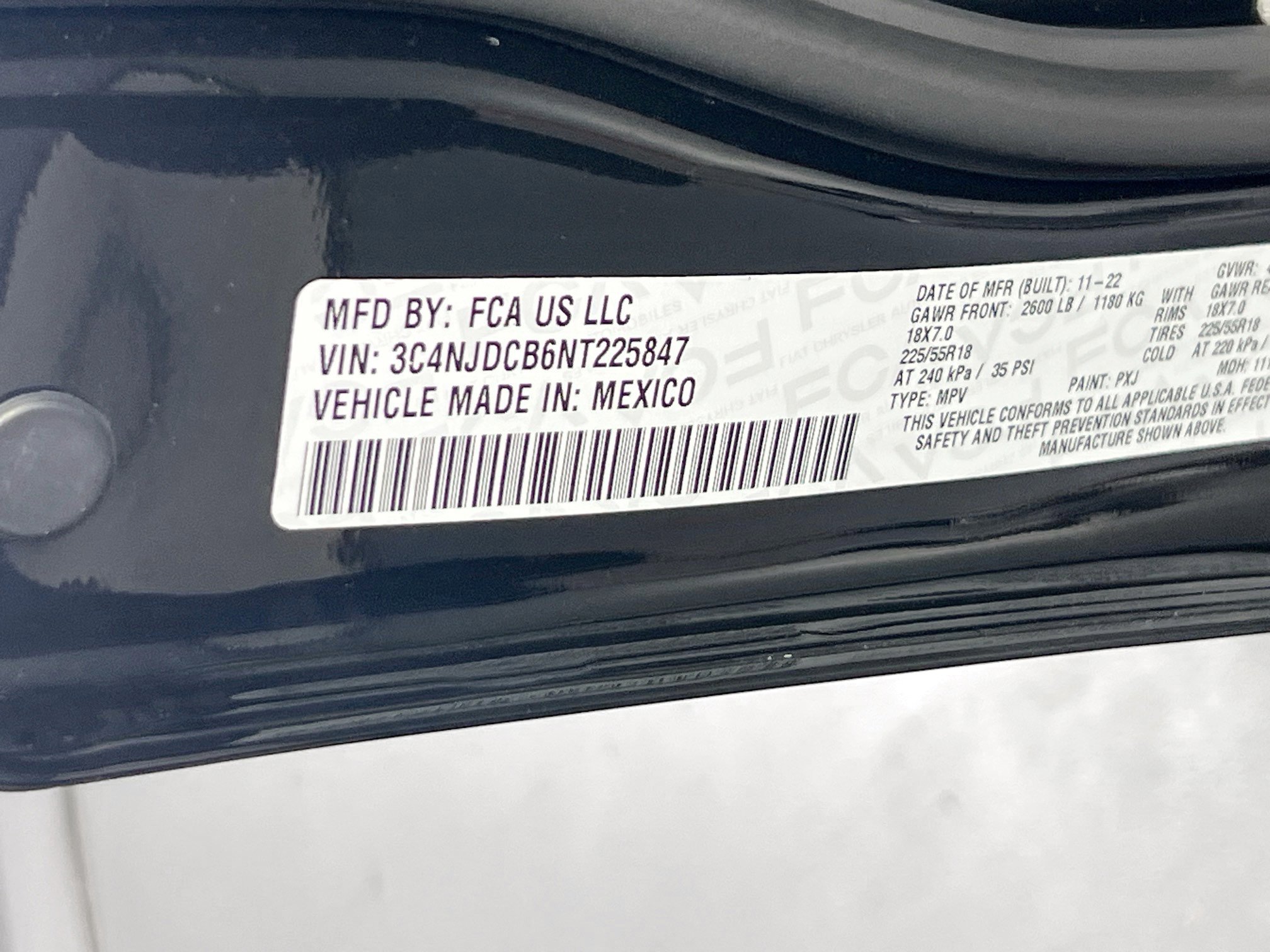 Used 2022 Jeep Compass Limited image 29