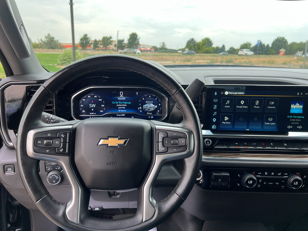 Used 2025 Chevrolet Silverado 1500 LT AWD/4WD image 10