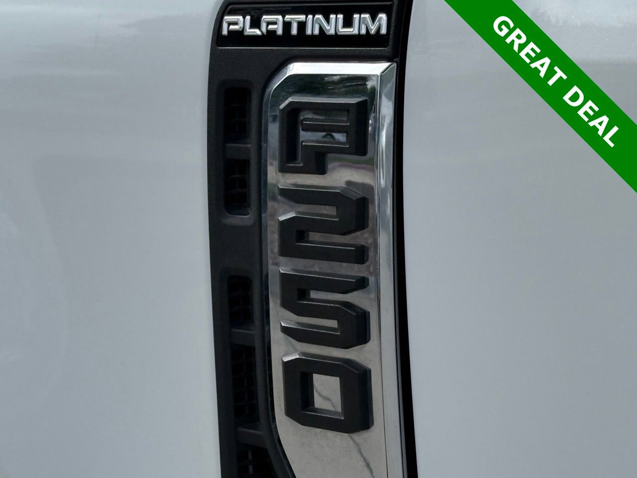 Used 2024 Ford F250 Platinum w/ Tremor Off-Road Package AWD/4WD image 15