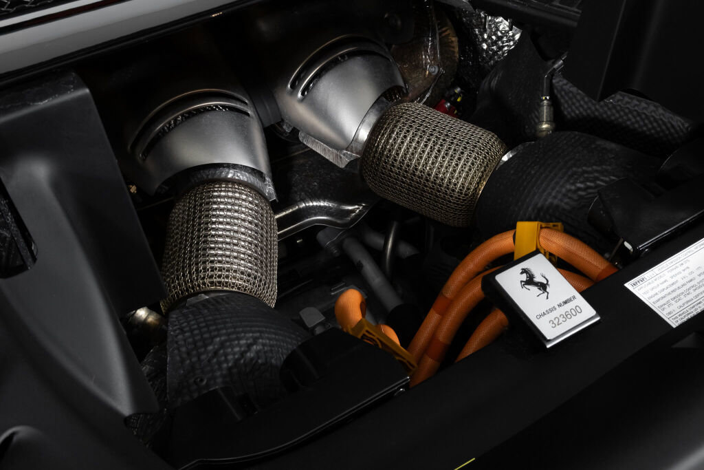 Used 2025 Ferrari 296 GTS RWD image 21