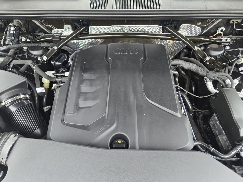 Certified 2025 Audi Q5 2.0T Premium image 41