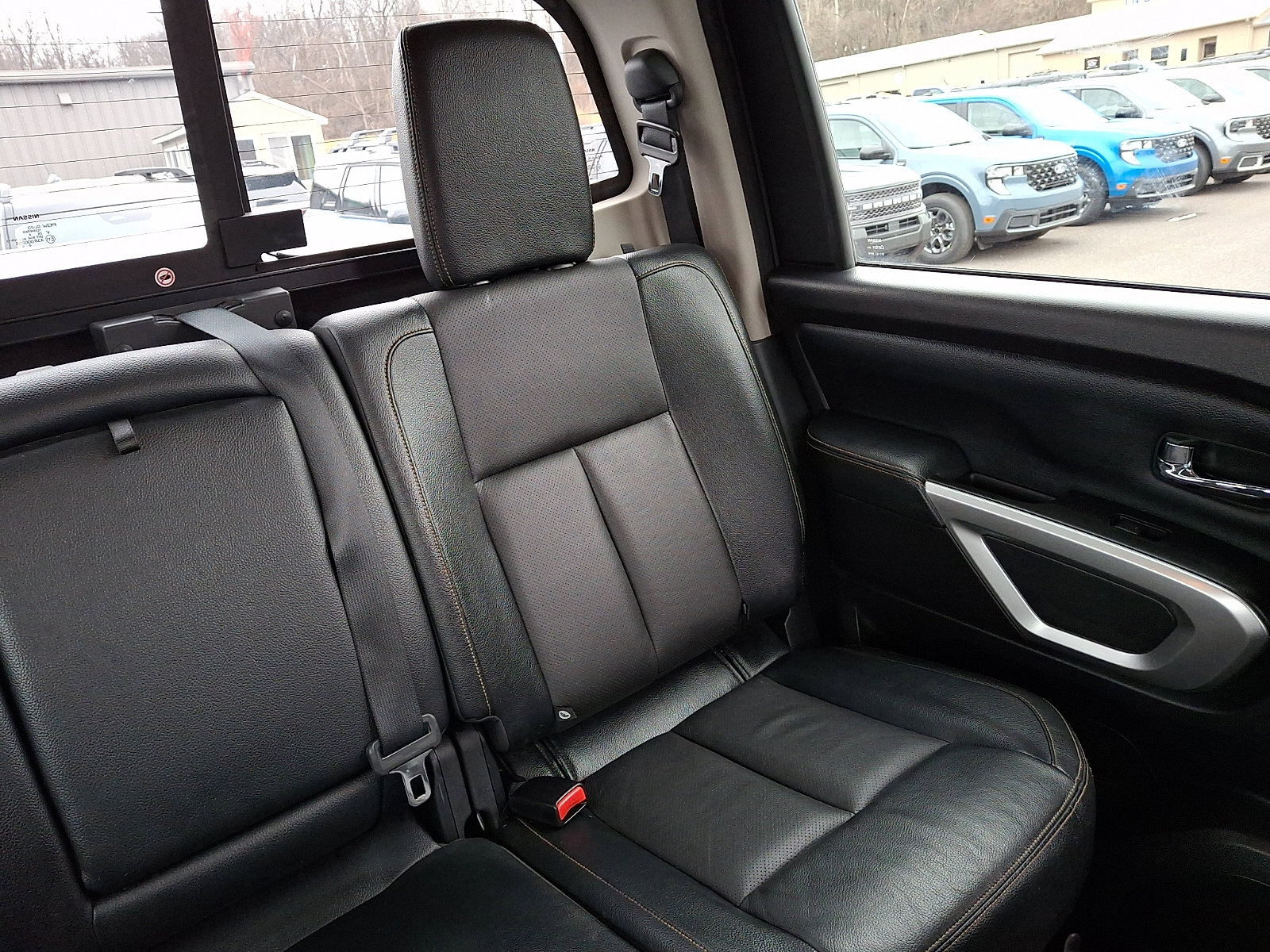 Used 2017 Nissan Titan SL image 20