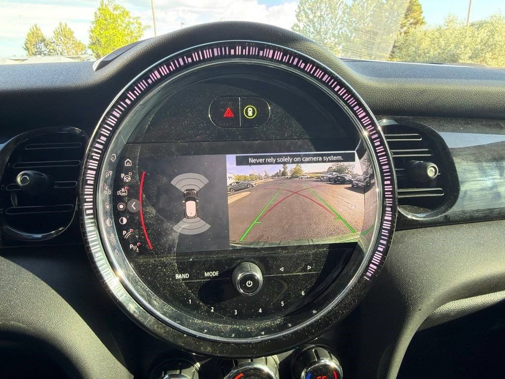 Used 2022 MINI Cooper SE w/ Driver Assistance Package FWD image 15