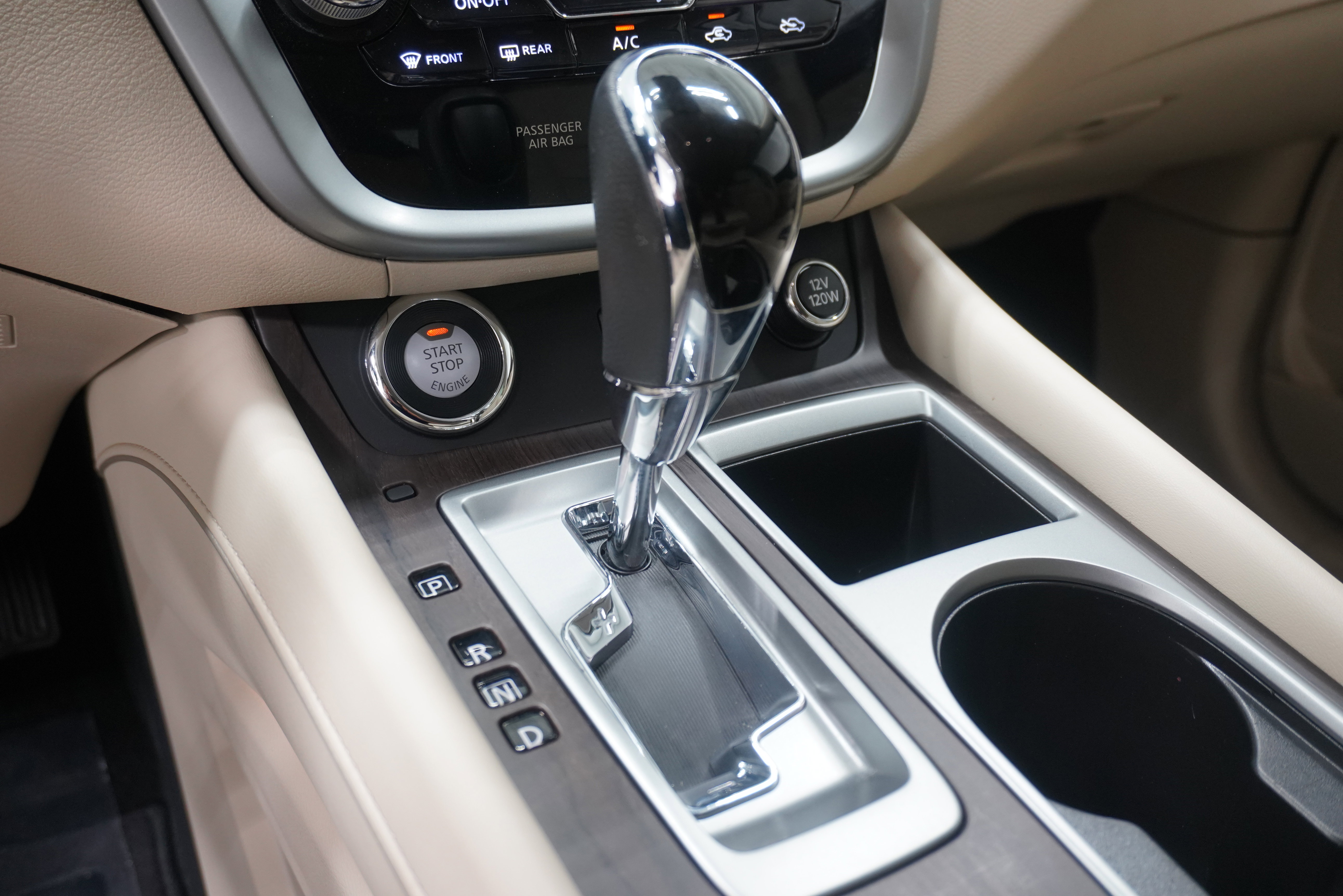 Used 2019 Nissan Murano Platinum image 25