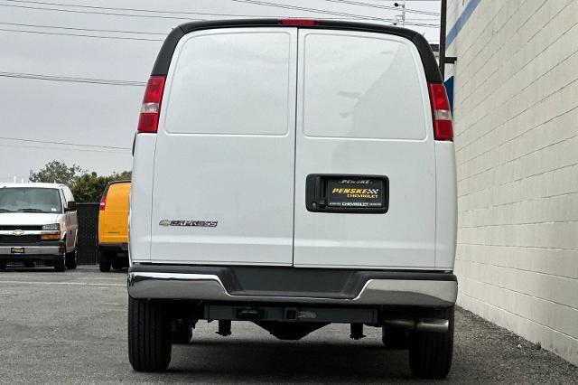 New 2026 Chevrolet Express 2500 w/ Driver Convenience Package RWD image 5