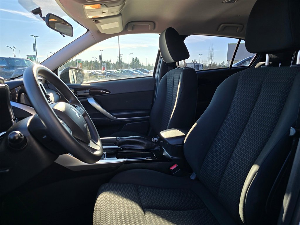 Used 2019 Mitsubishi Eclipse Cross ES image 12