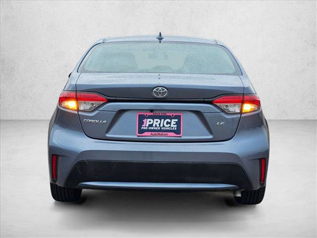 Used 2022 Toyota Corolla LE image 6