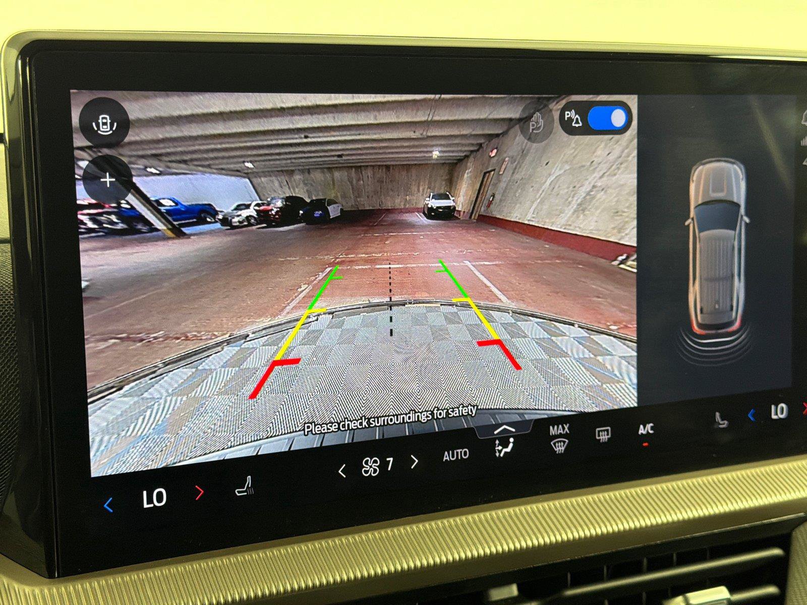 Used 2026 Ford Explorer Active RWD image 24