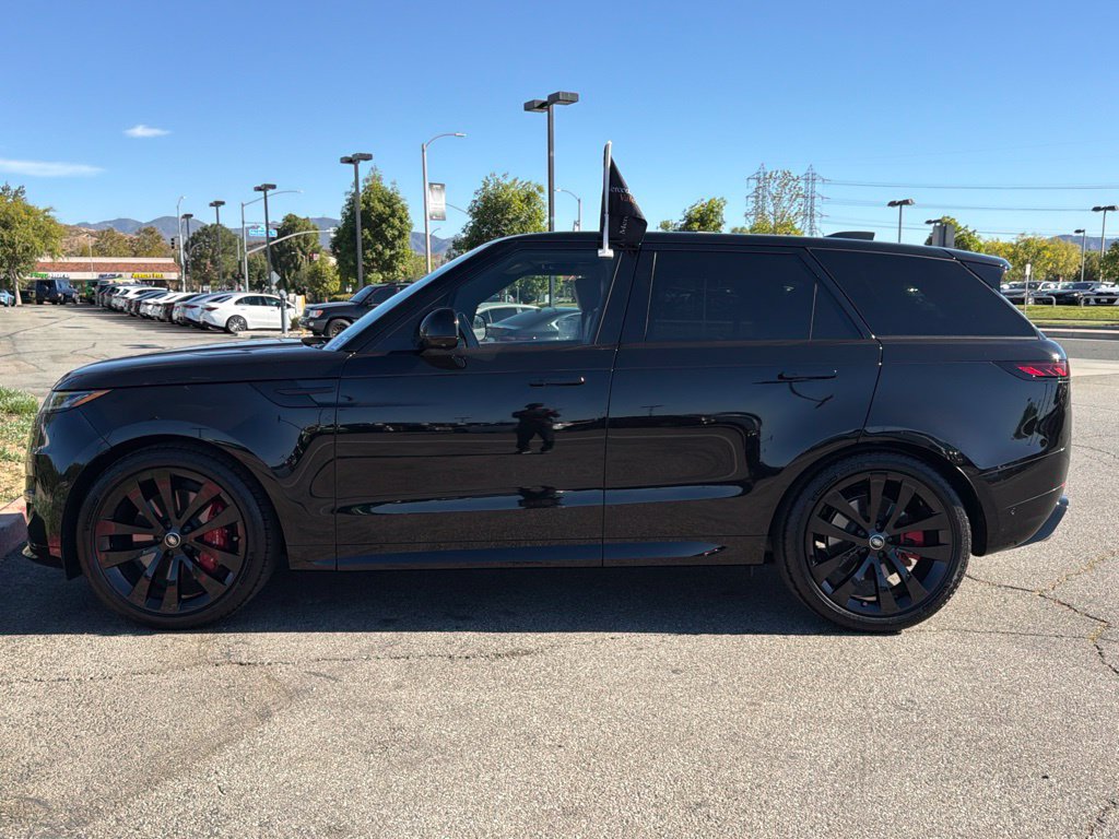 Used 2025 Land Rover Range Rover Sport Dynamic SE AWD/4WD image 13
