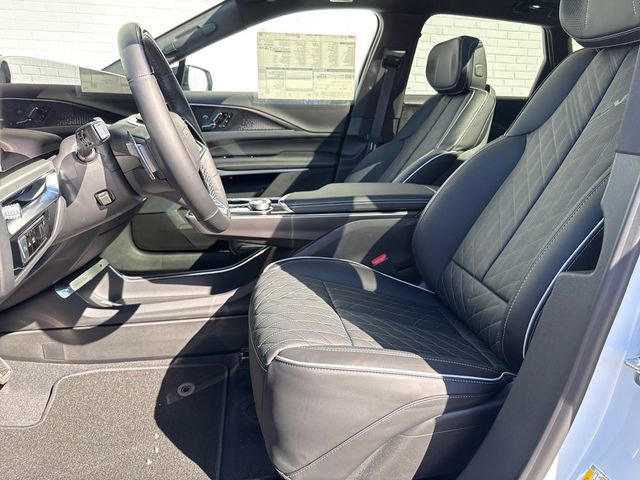 New 2026 Cadillac Lyriq V image 9