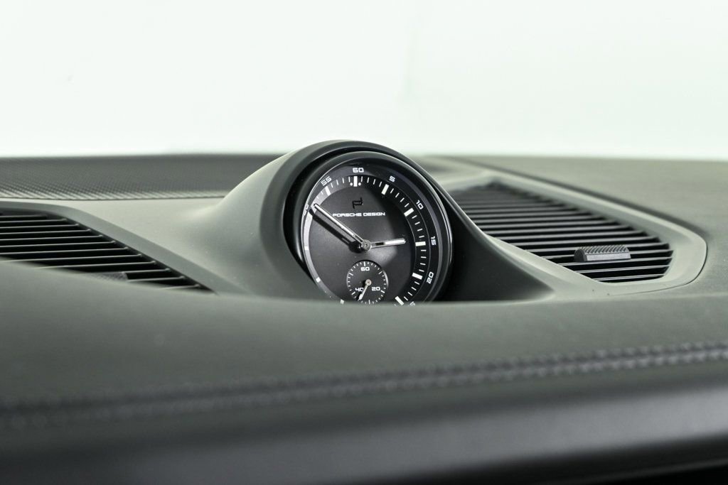 New 2025 Porsche Cayenne S image 17