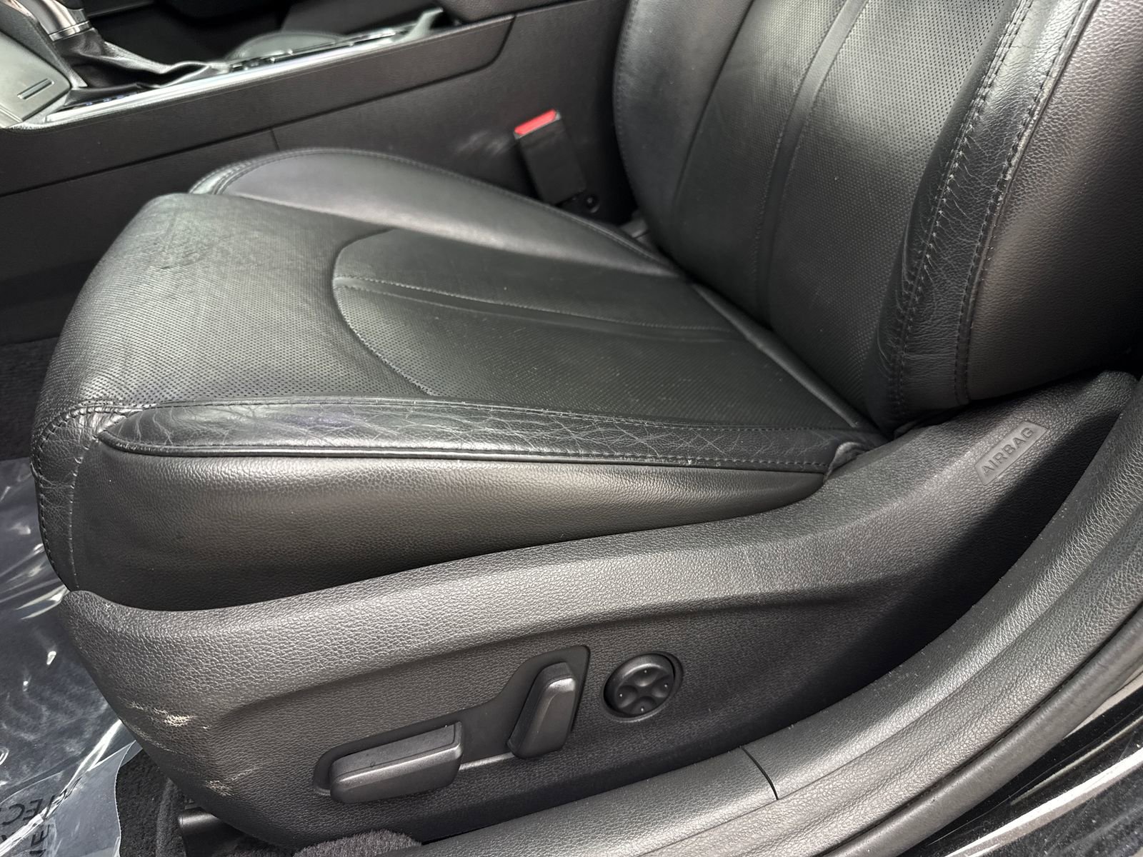Used 2015 Hyundai Sonata Limited w/ Option Group 05 FWD image 34