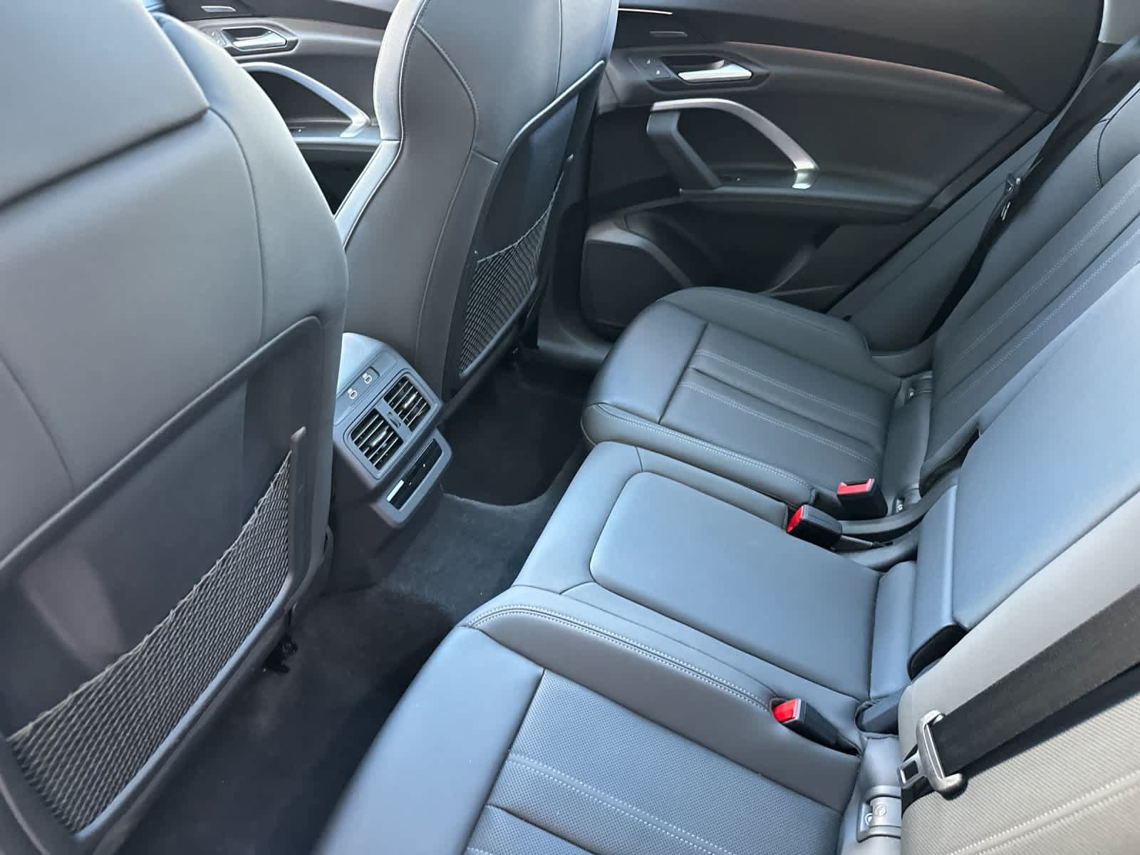 Used 2025 Audi Q5 Premium w/ Premium Plus AWD/4WD image 4