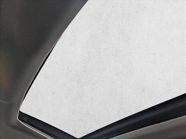 Used 2017 Honda Pilot Touring image 14