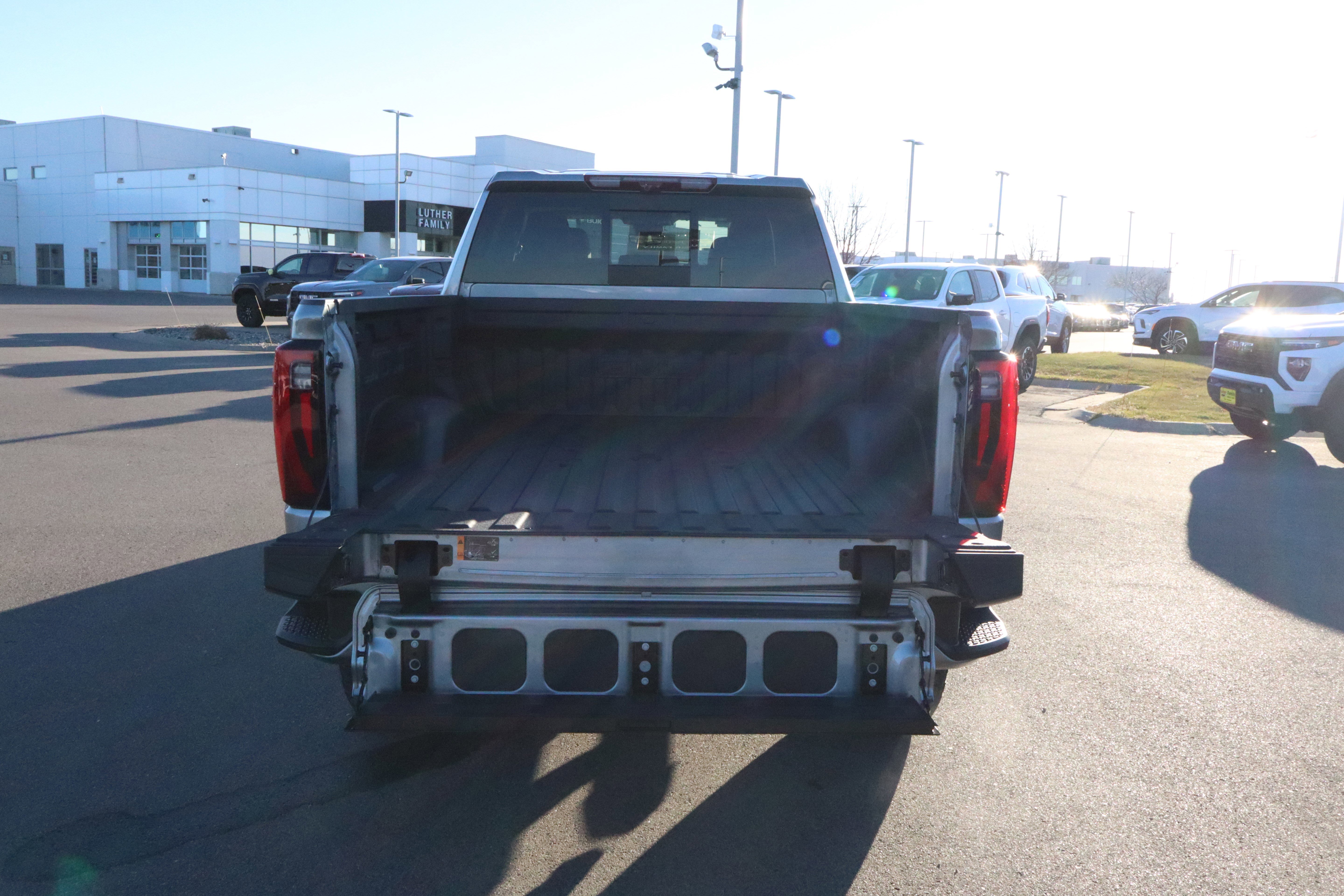 New 2026 GMC Sierra 3500 Denali w/ Denali Reserve Package image 17